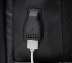 HB16002 - Mochila Couro Sintético USB 20 Litros